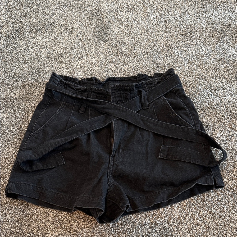 AR Black Women's Shorts